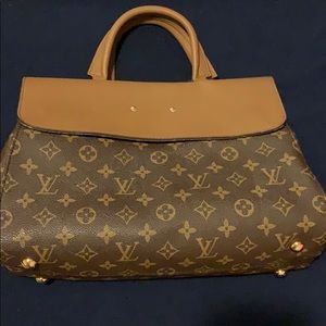 LV Bag brown with LV lock luxury bag